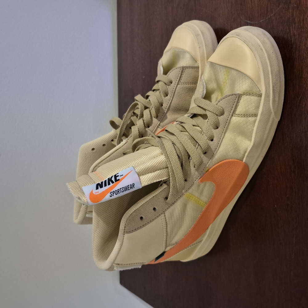 Nike Beige and Orange Sneakers